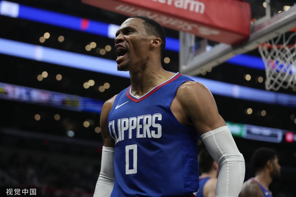 他通过日常 他通过日常