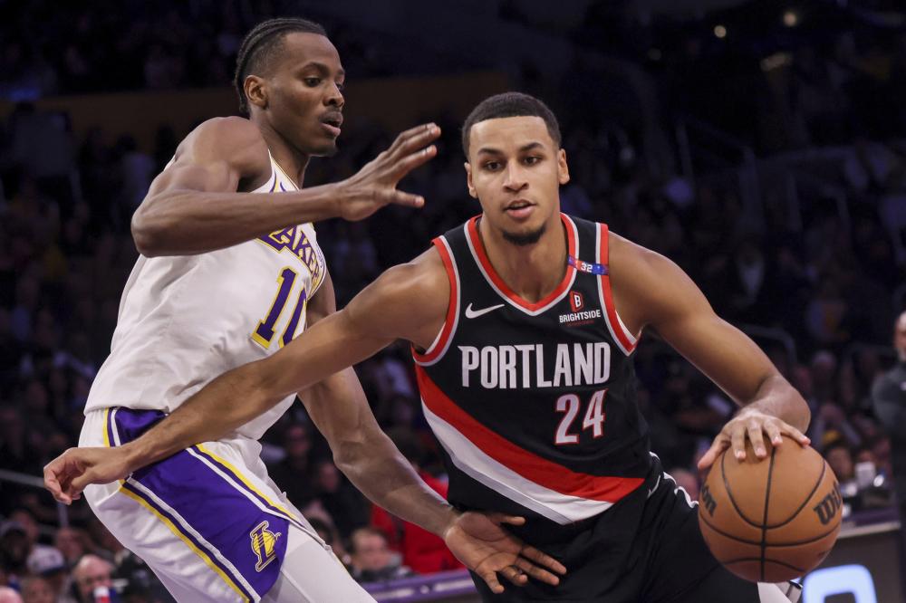 他性格内向 他性格内向