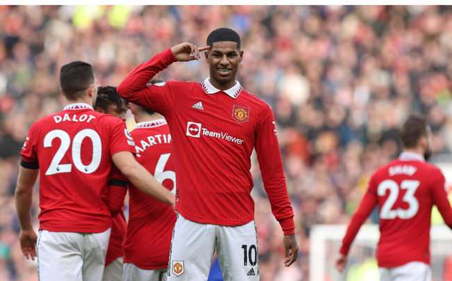 疑是一个激 疑是一个激